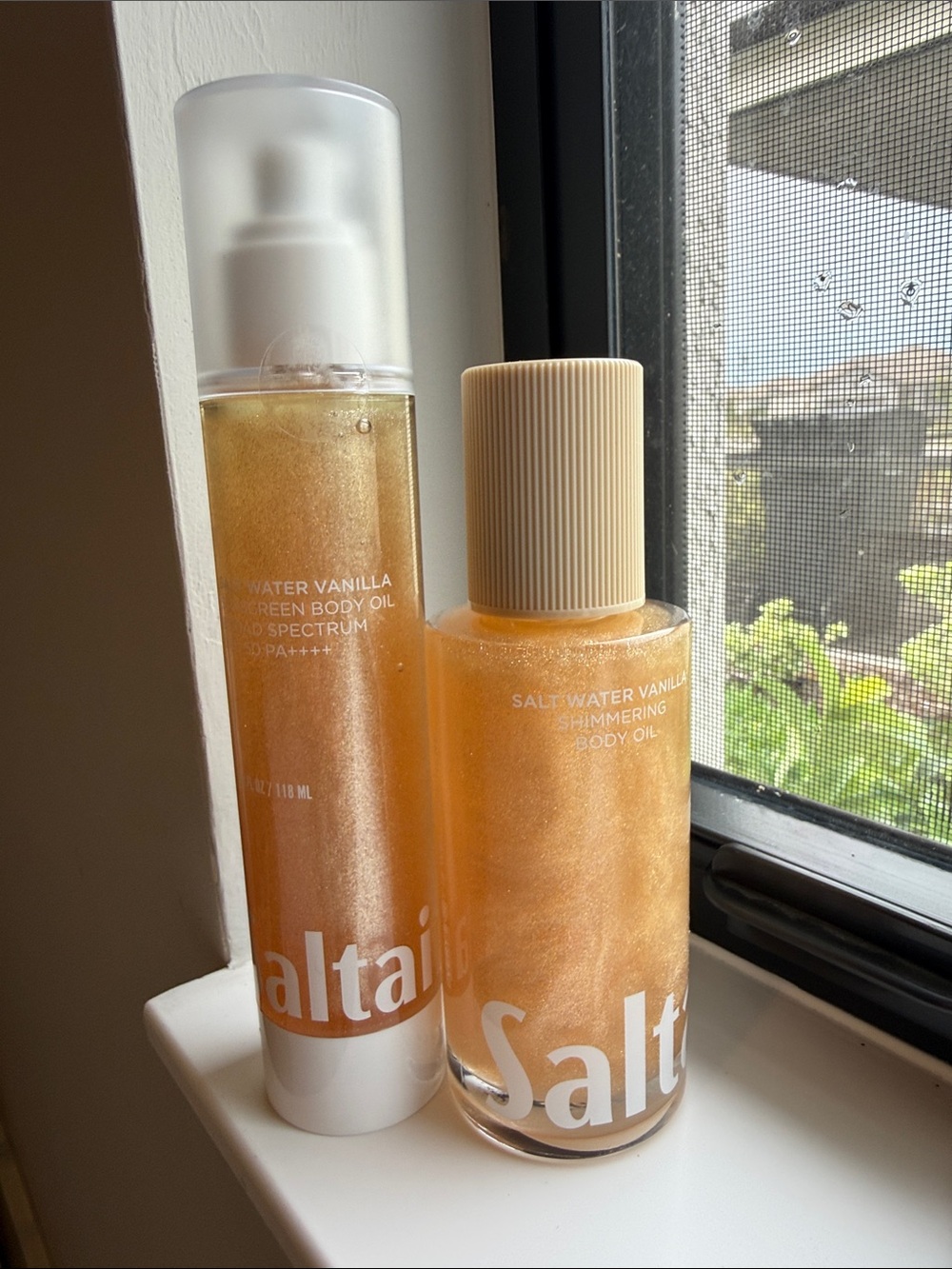 Saltair saltwater vanilla sunscreen body oil